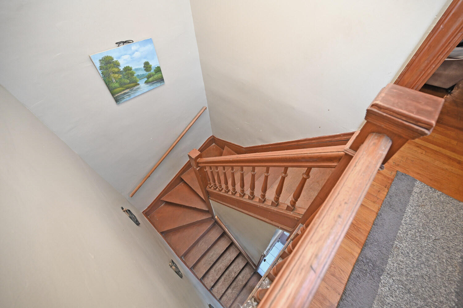 1811 Pearl Street, 13