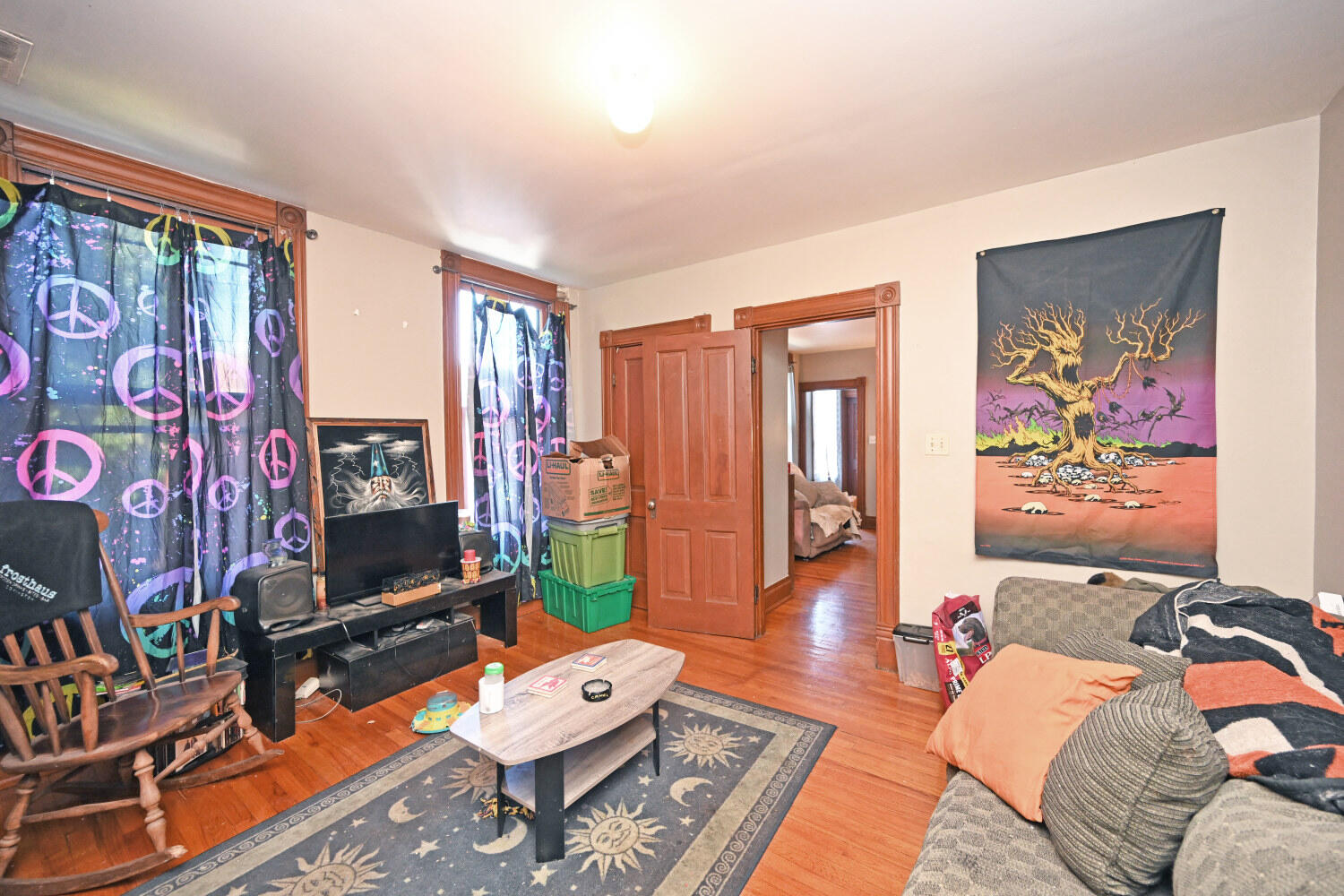 1811 Pearl Street, 13