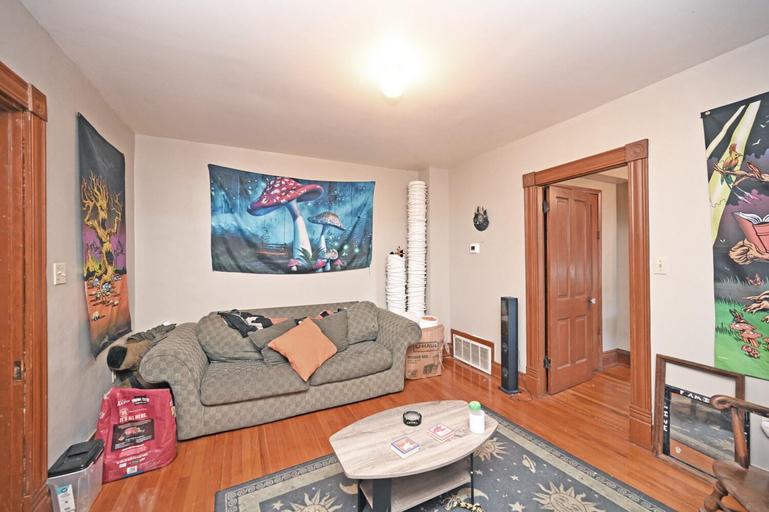1811 Pearl Street, 13