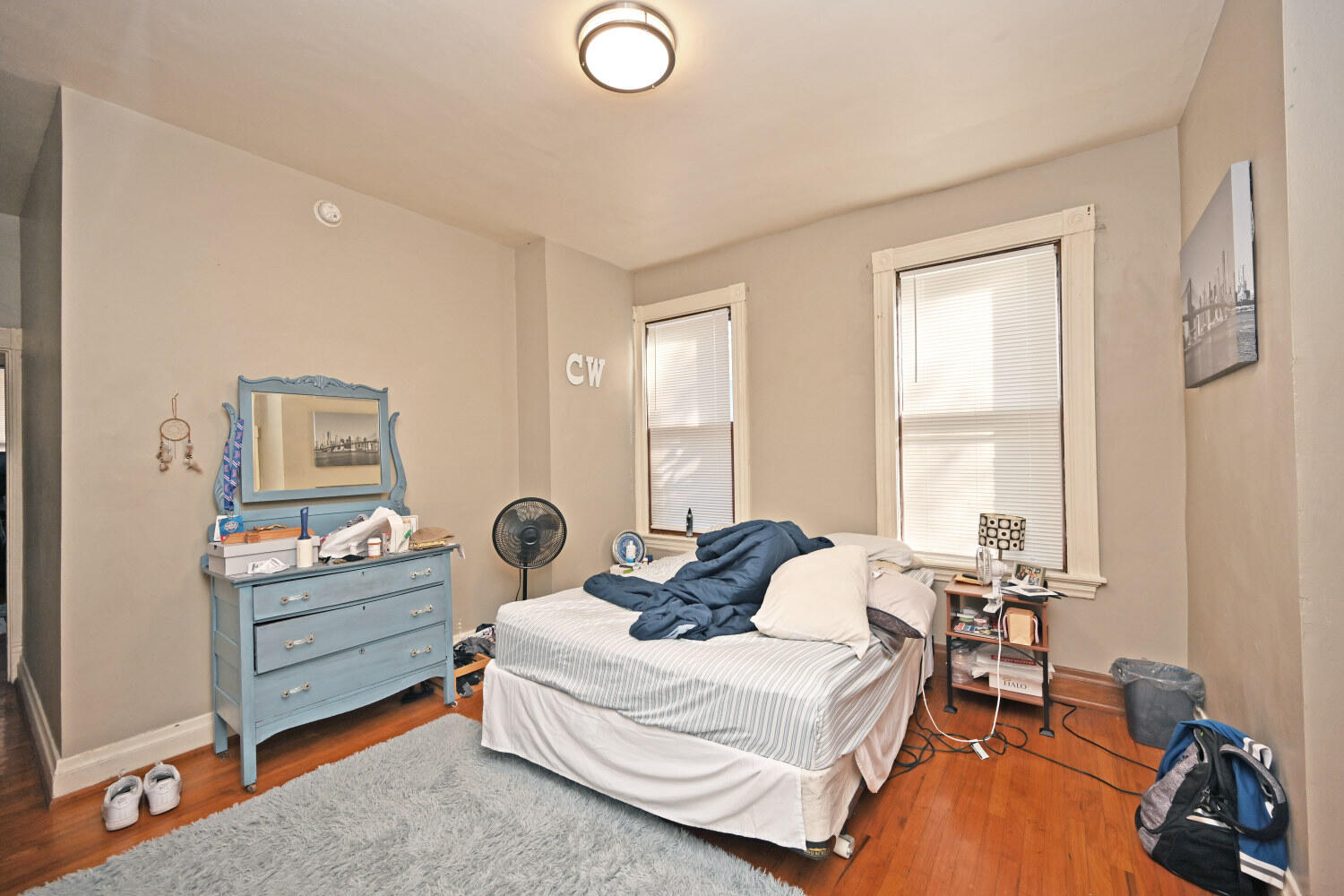1811 Pearl Street, 13