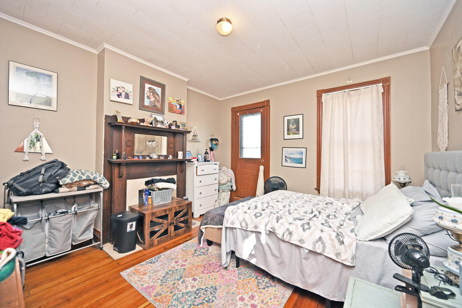 1811 Pearl Street, 13
