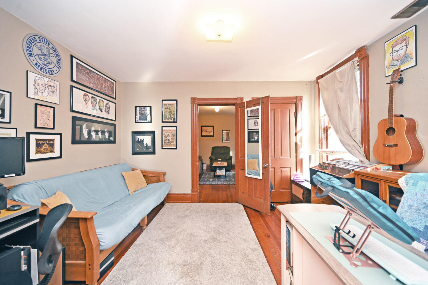 1811 Pearl Street, 13