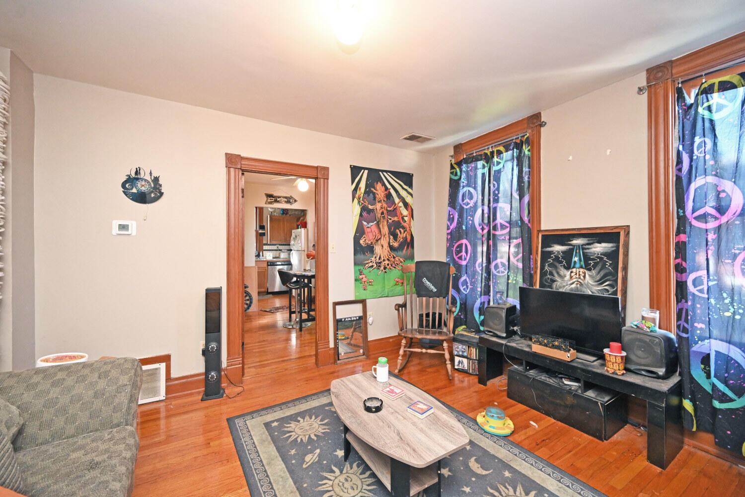 1811 Pearl Street, 13