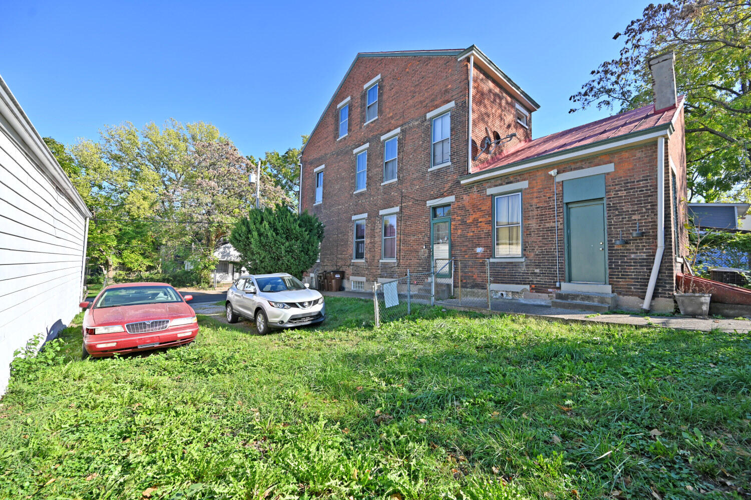 1921 Pearl Street