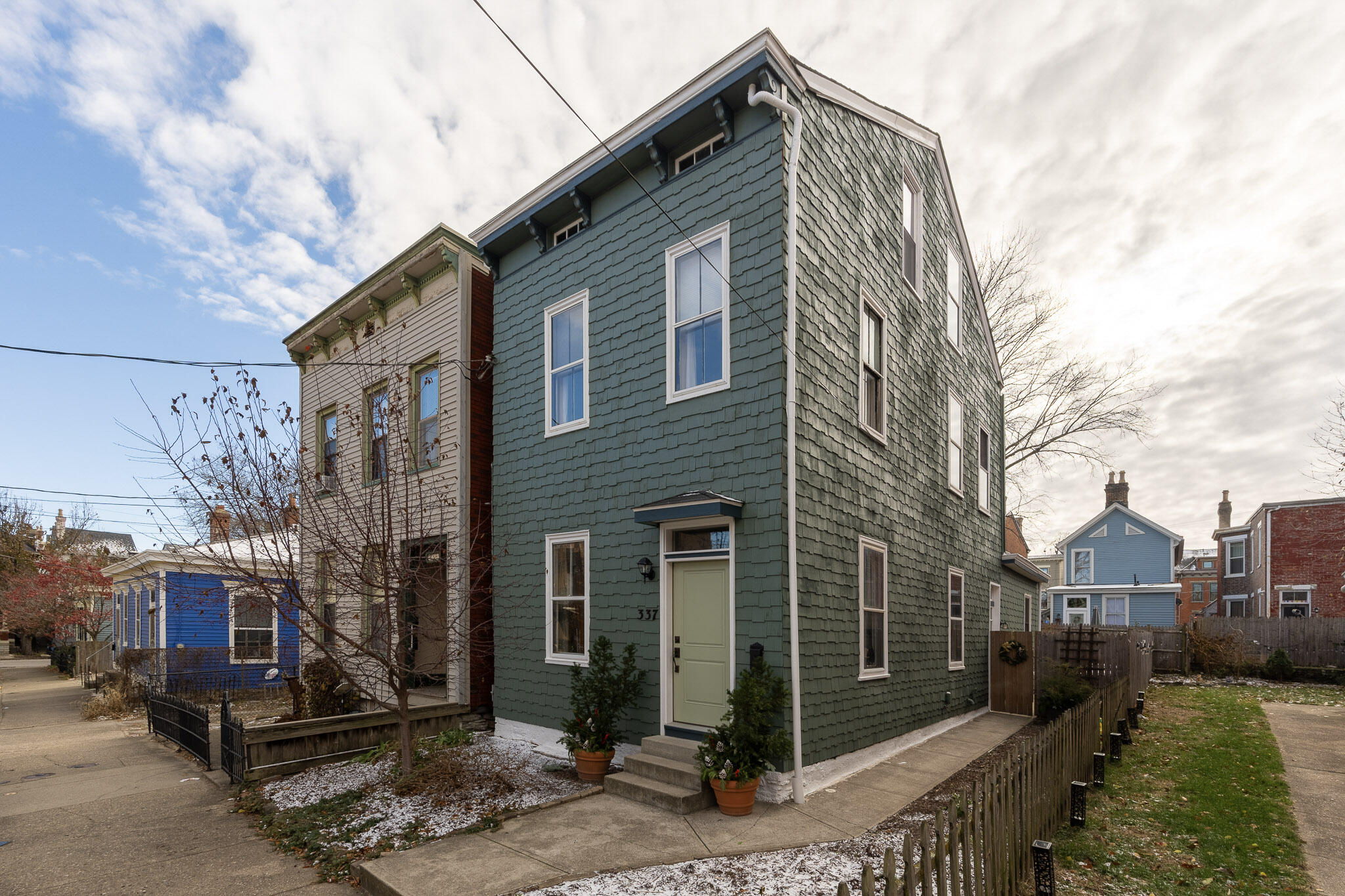 337 Lockwood Street