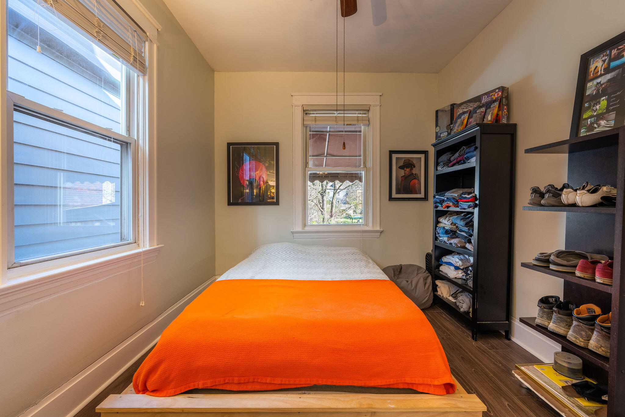 20 E 24 Street