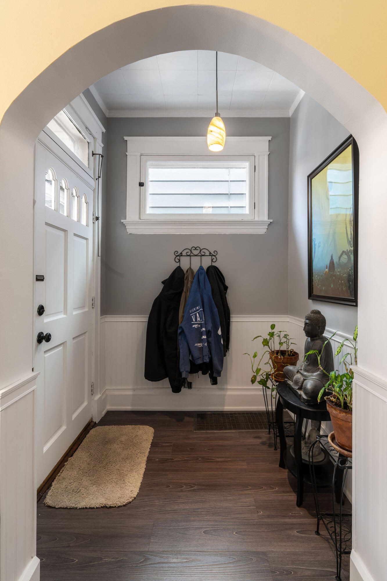20 E 24 Street