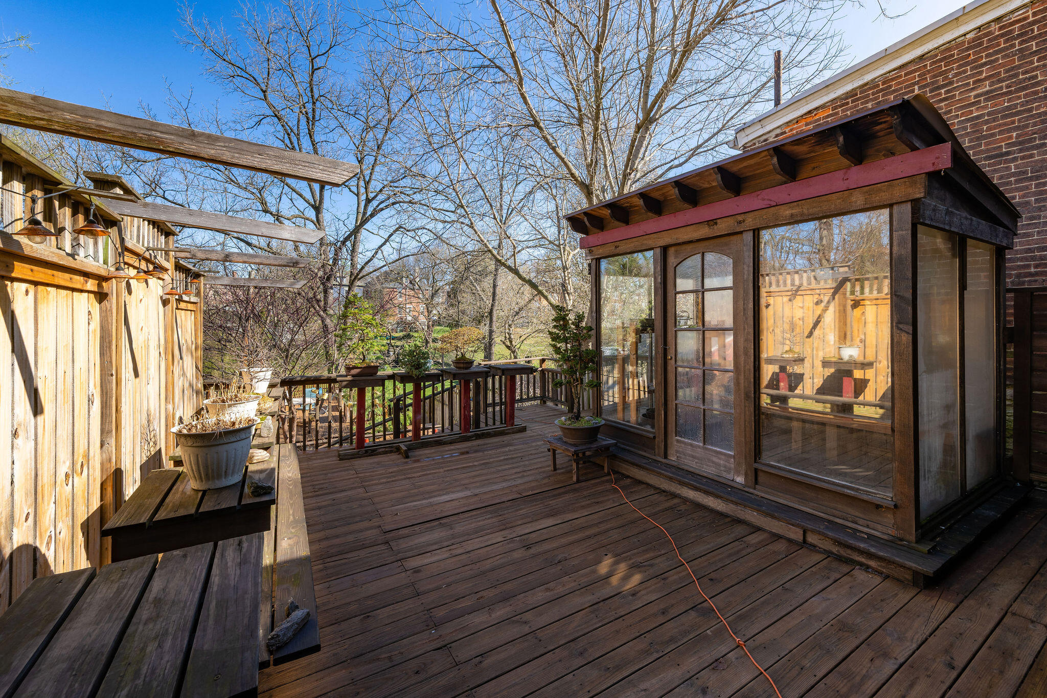 20 E 24 Street
