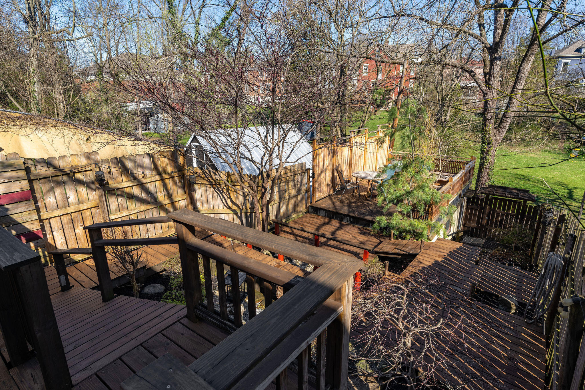 20 E 24 Street