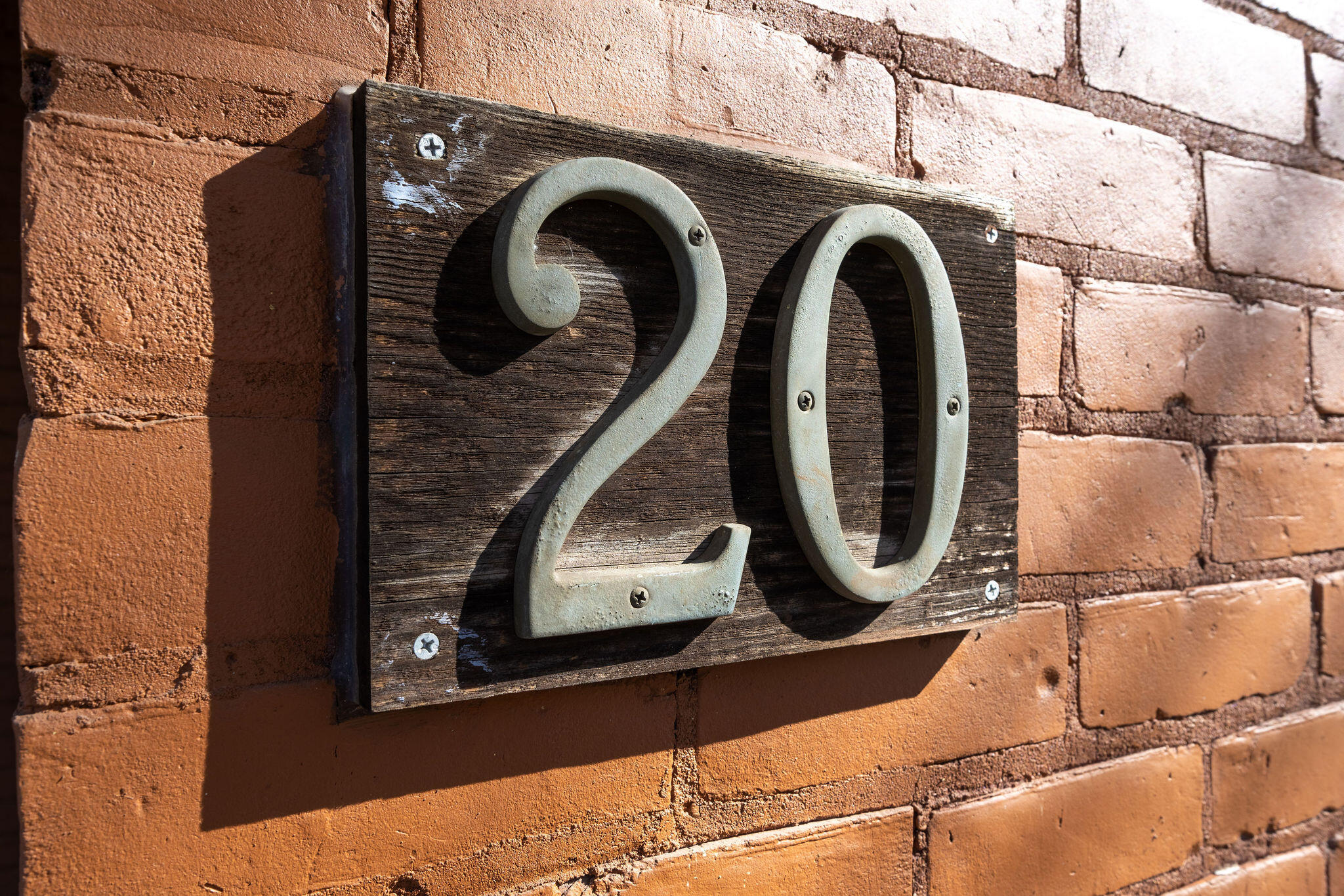 20 E 24 Street