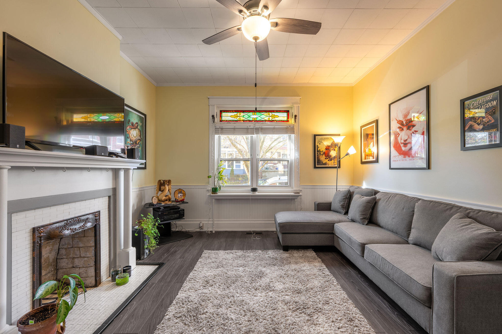 20 E 24 Street