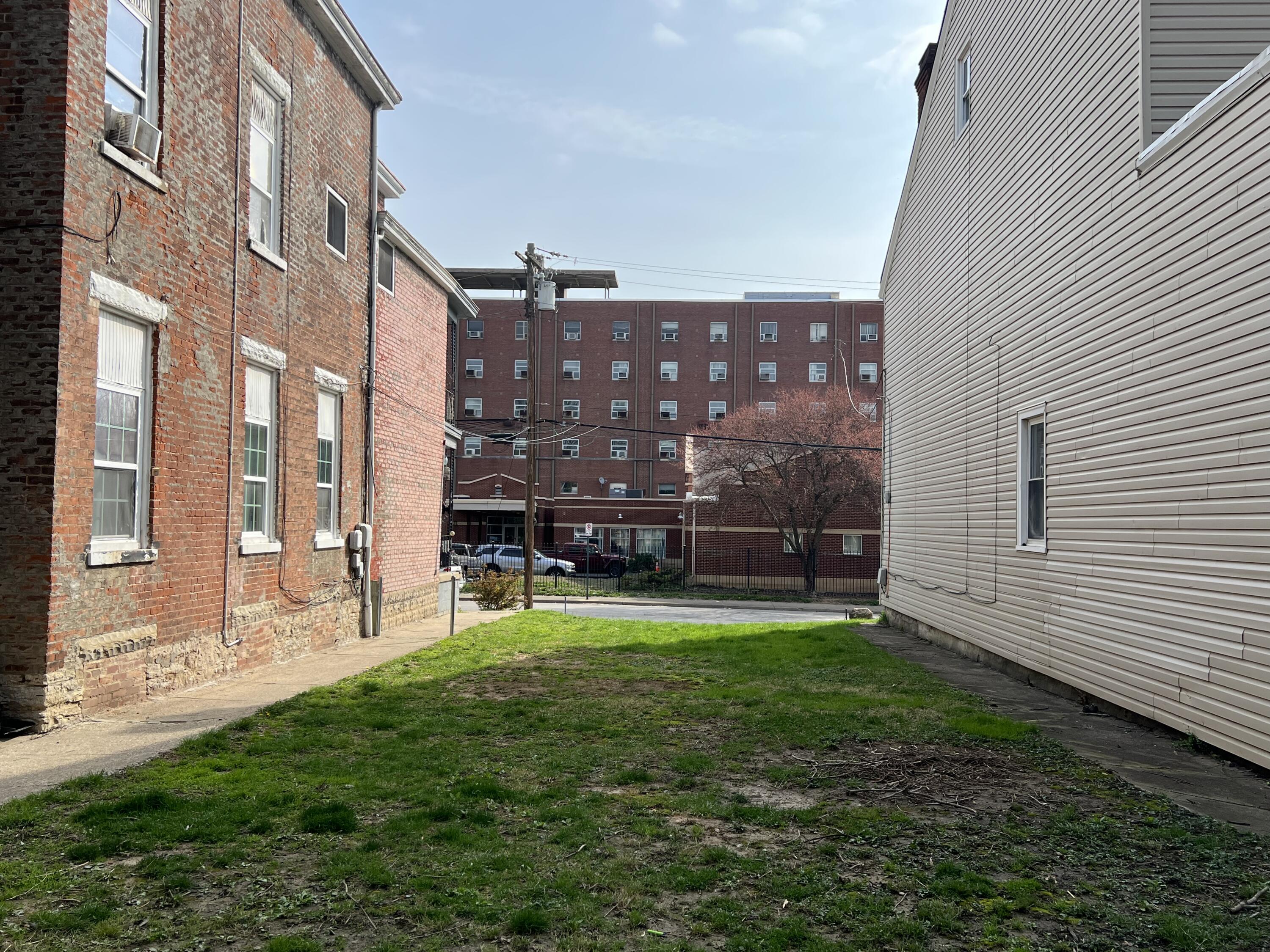 2015 Garrard Street