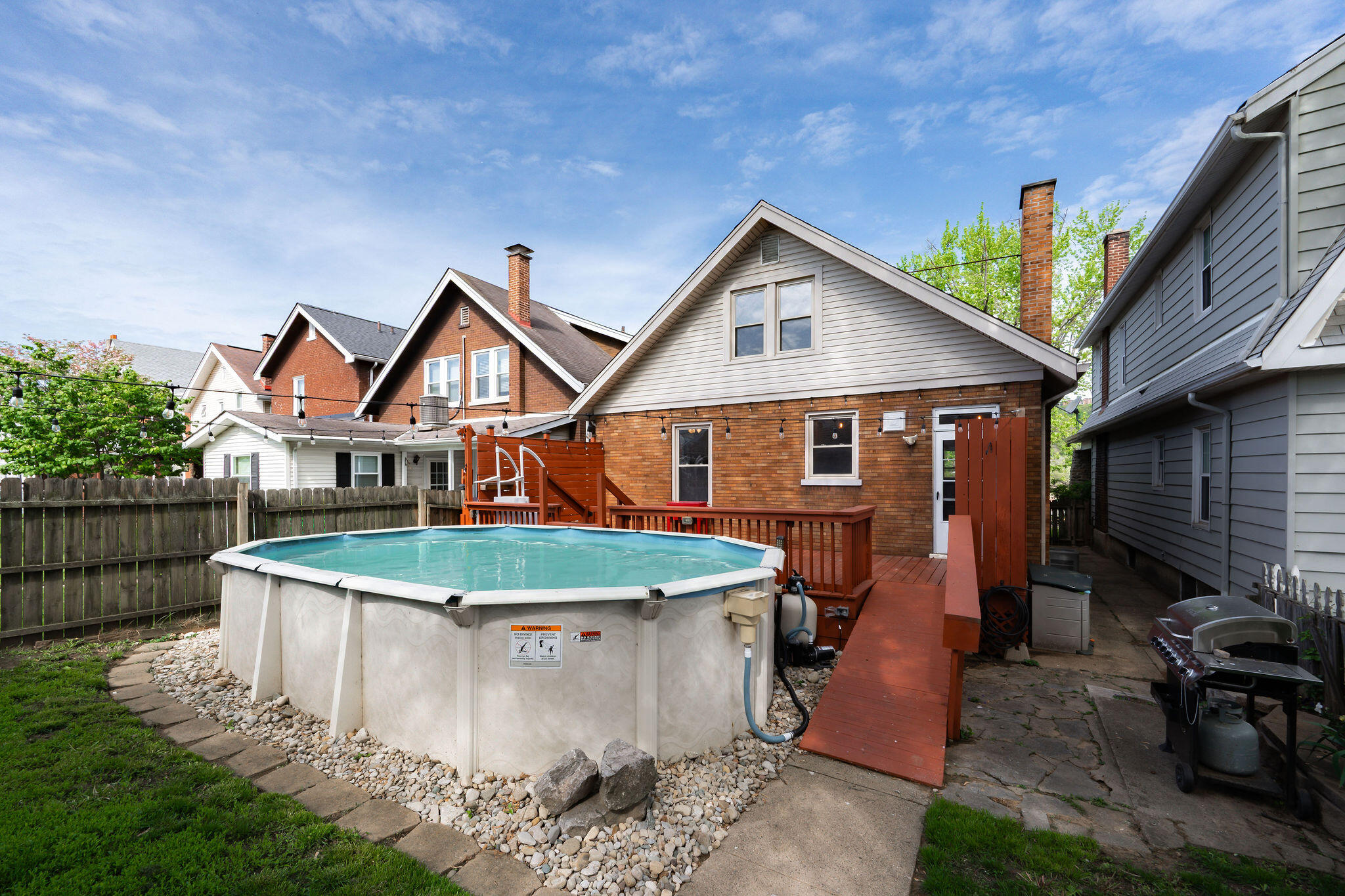 605 Elm Street