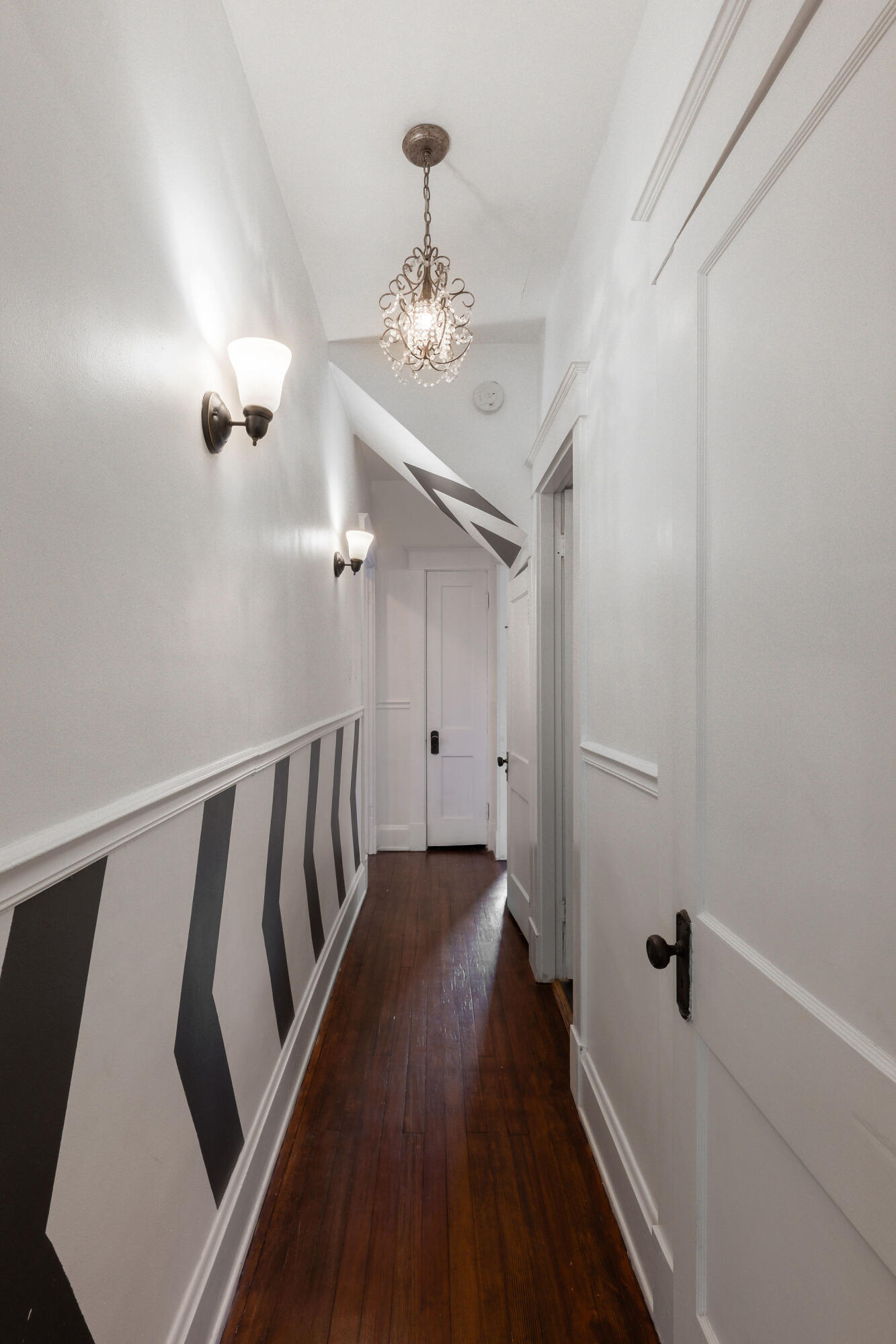 605 Elm Street