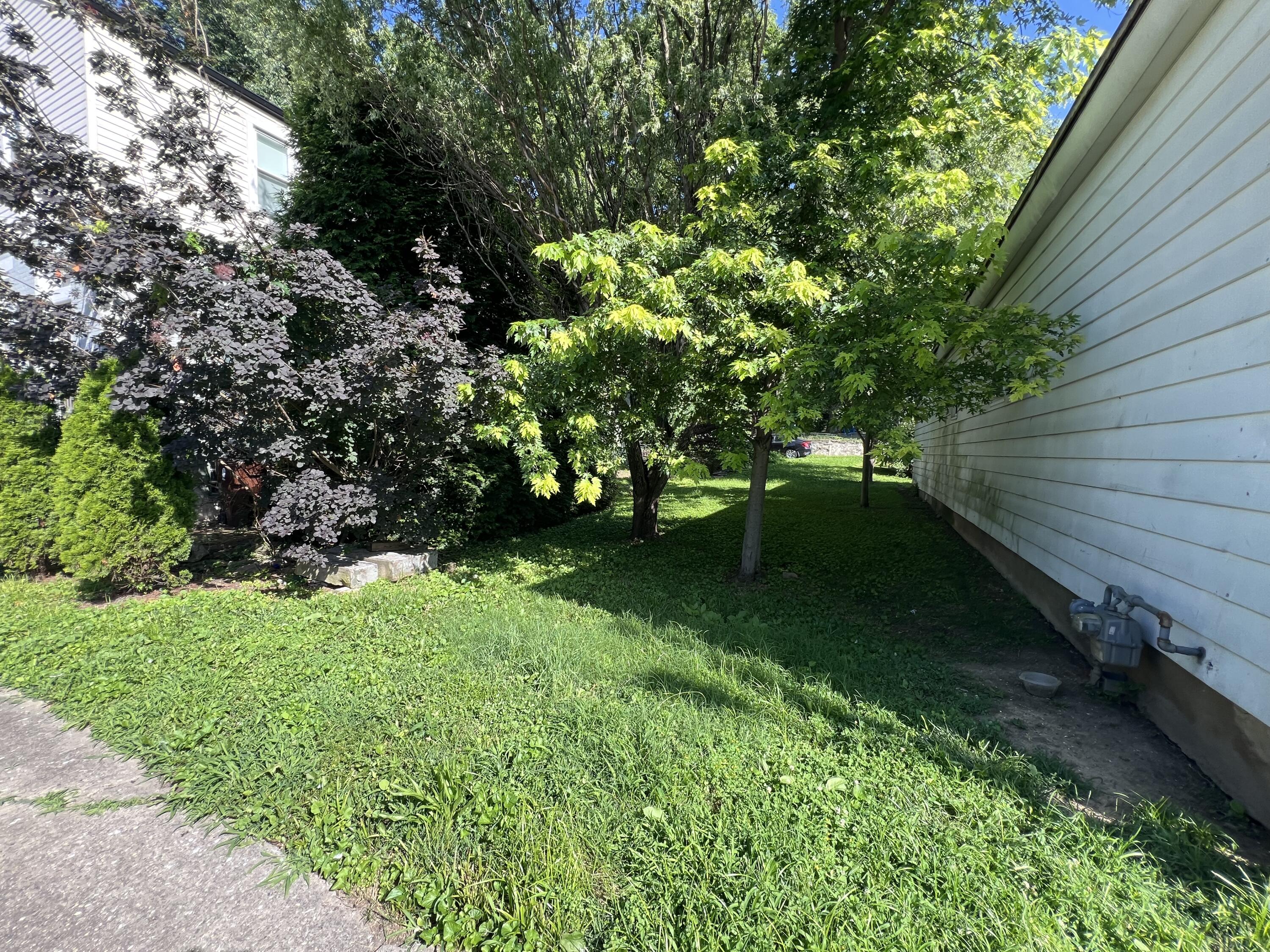 708 W 9th Street