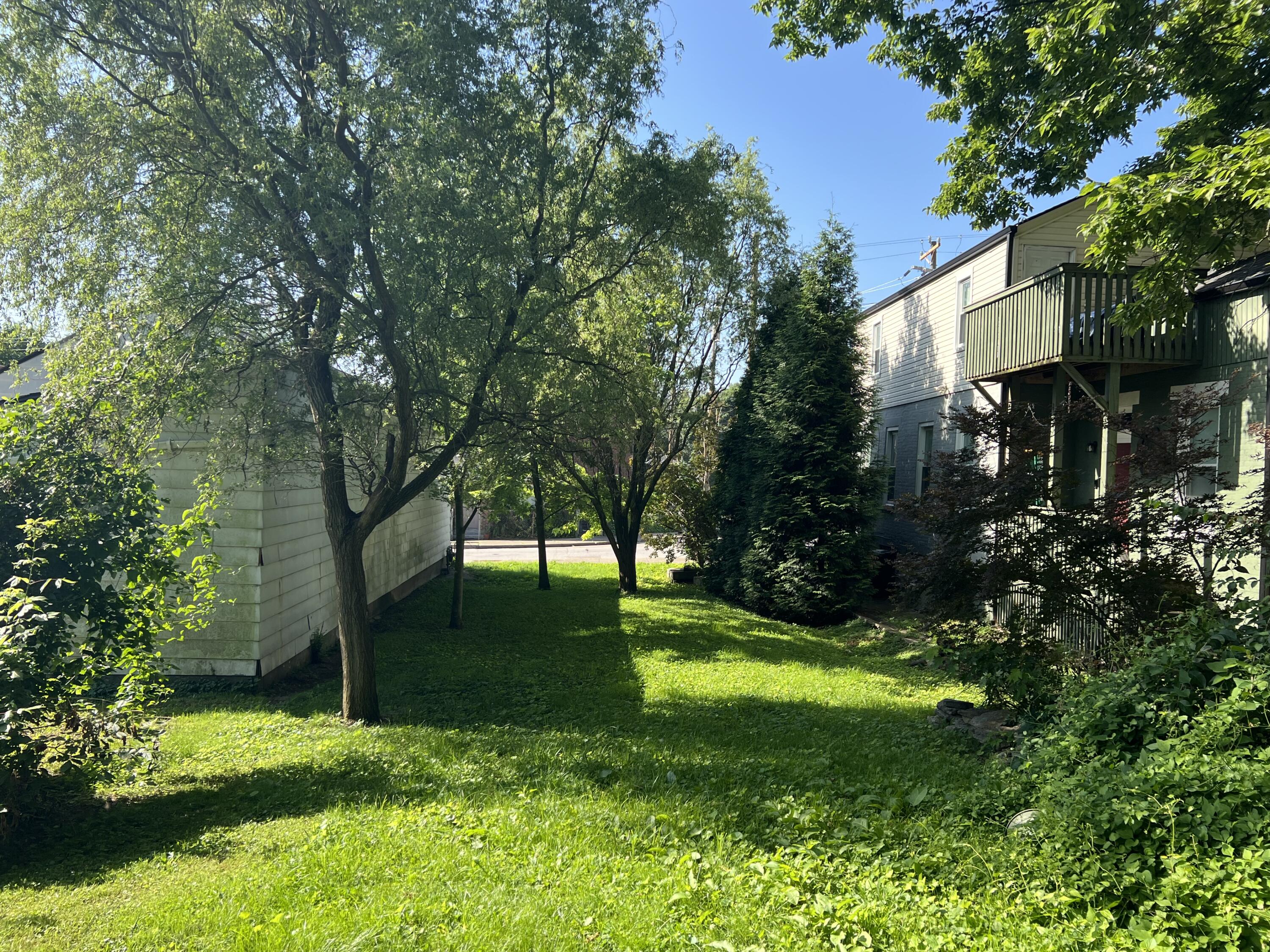 708 W 9th Street