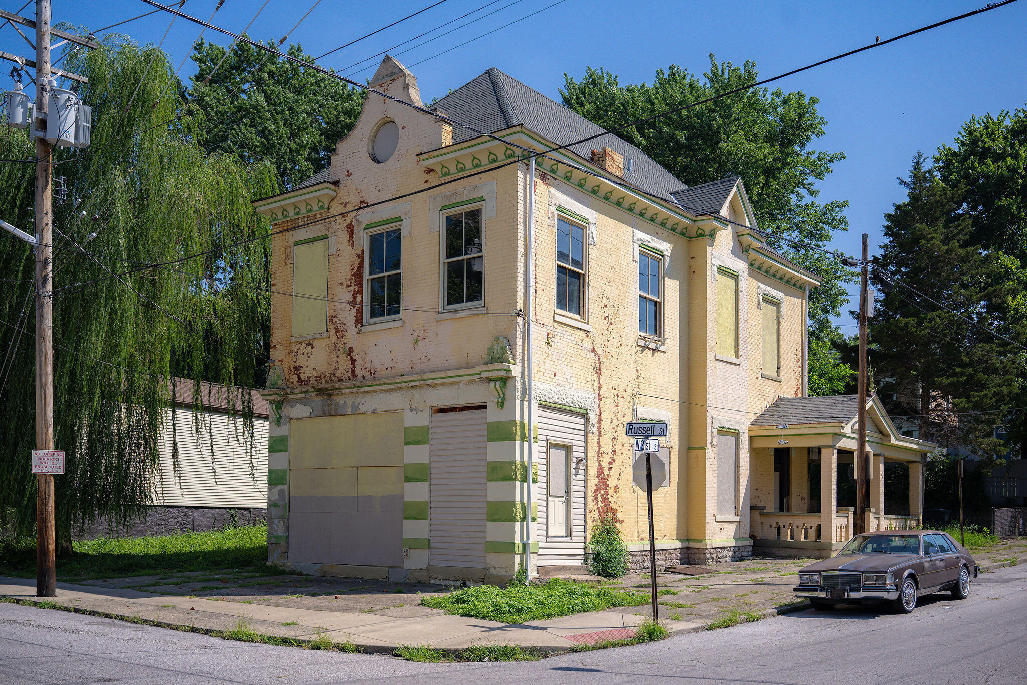 2028 Russell Street