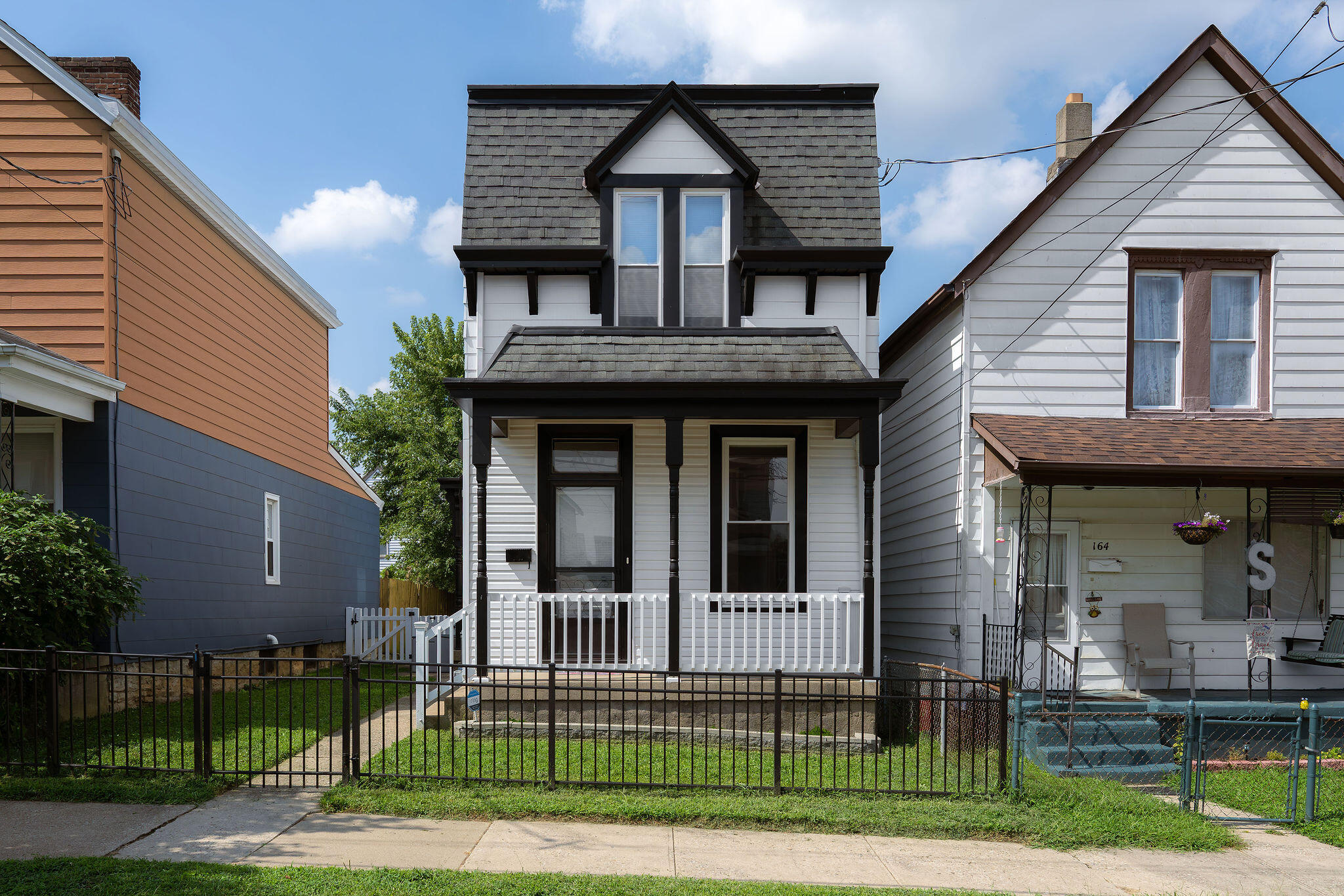 166 Van Voast Avenue