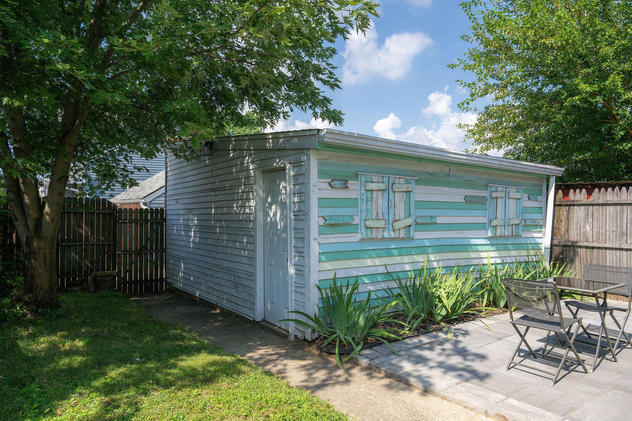 166 Van Voast Avenue