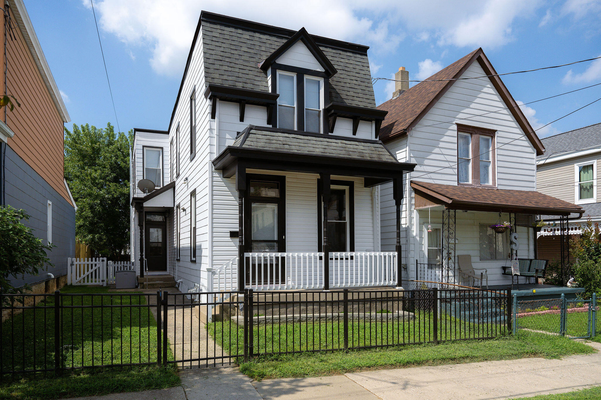 166 Van Voast Avenue