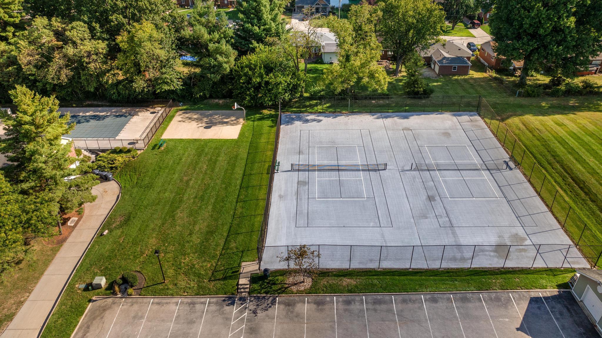 2709 Leatherwood Court