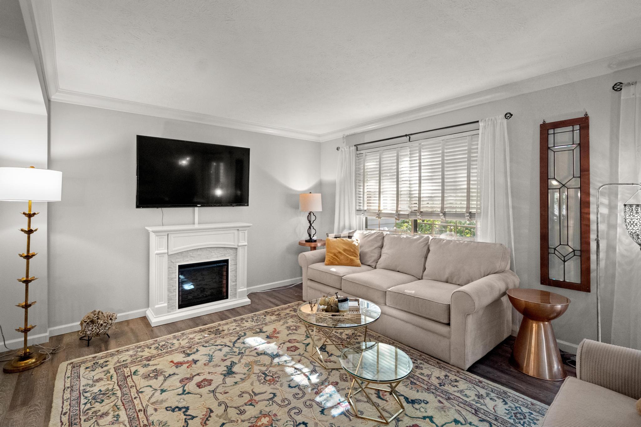 2709 Leatherwood Court