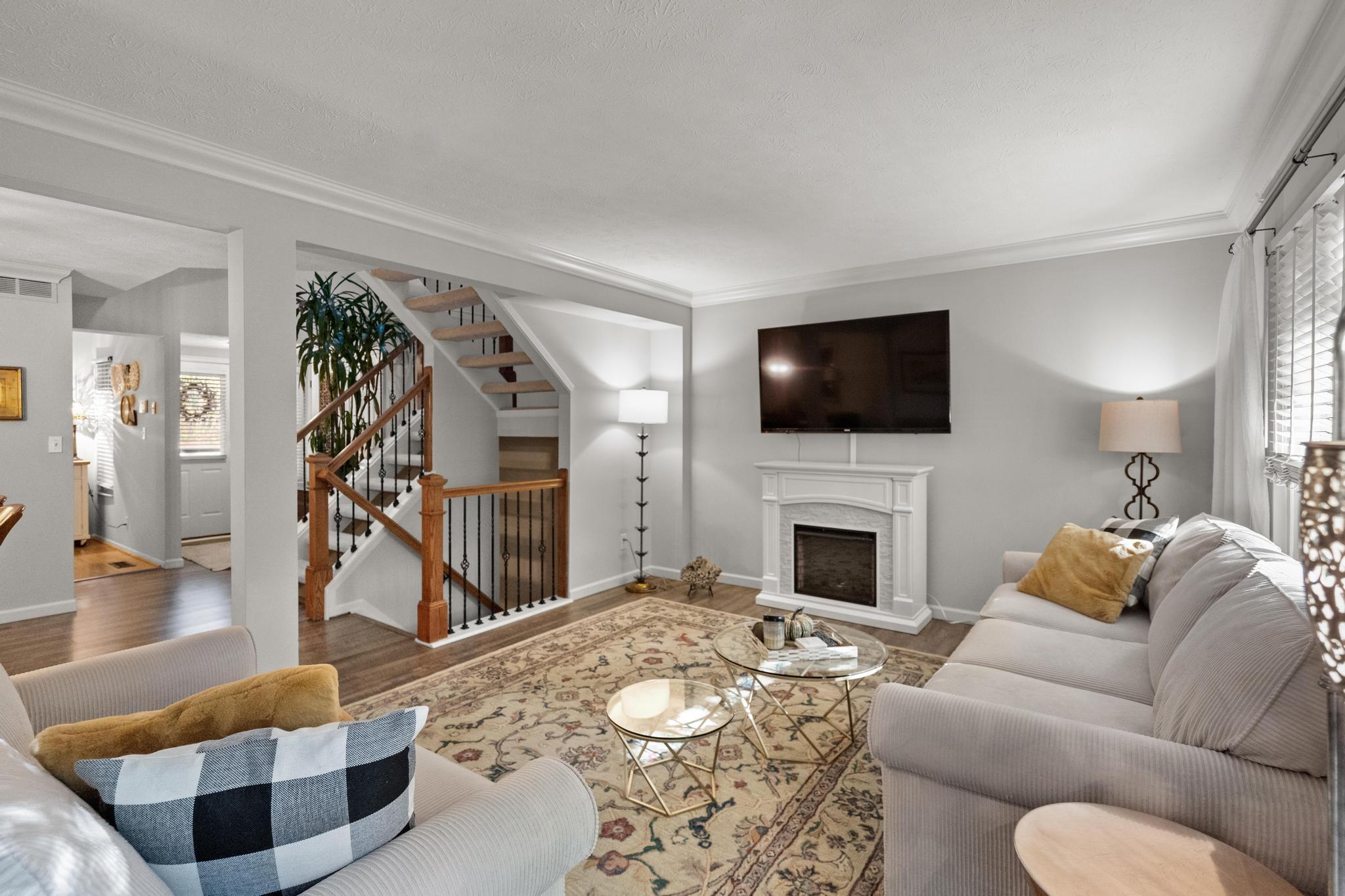 2709 Leatherwood Court