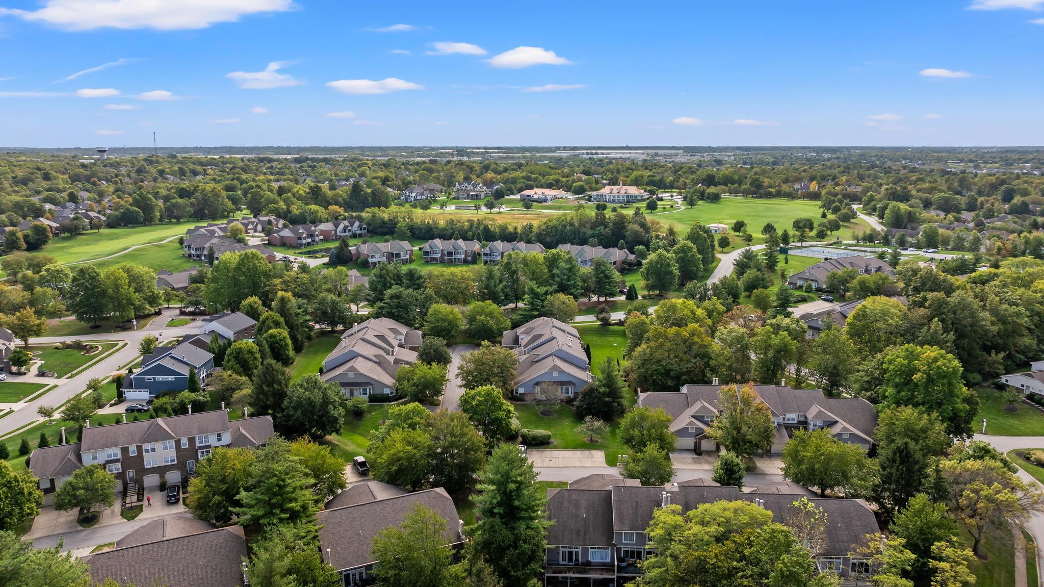 985 Oakmont Court