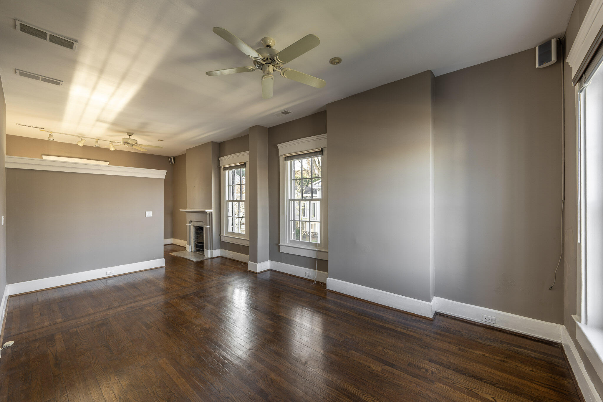 420 - 422 Riverside Drive