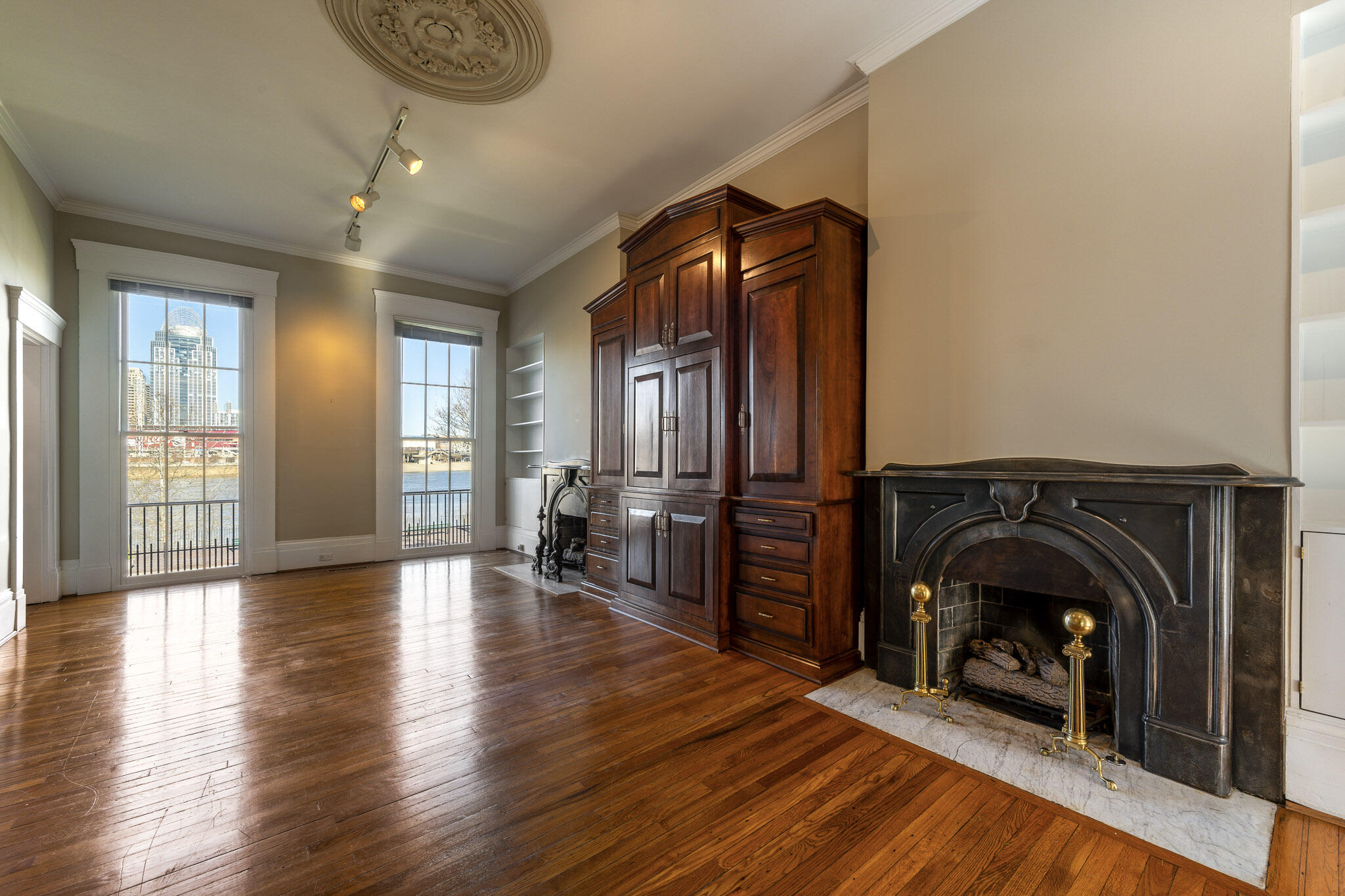 420 - 422 Riverside Drive