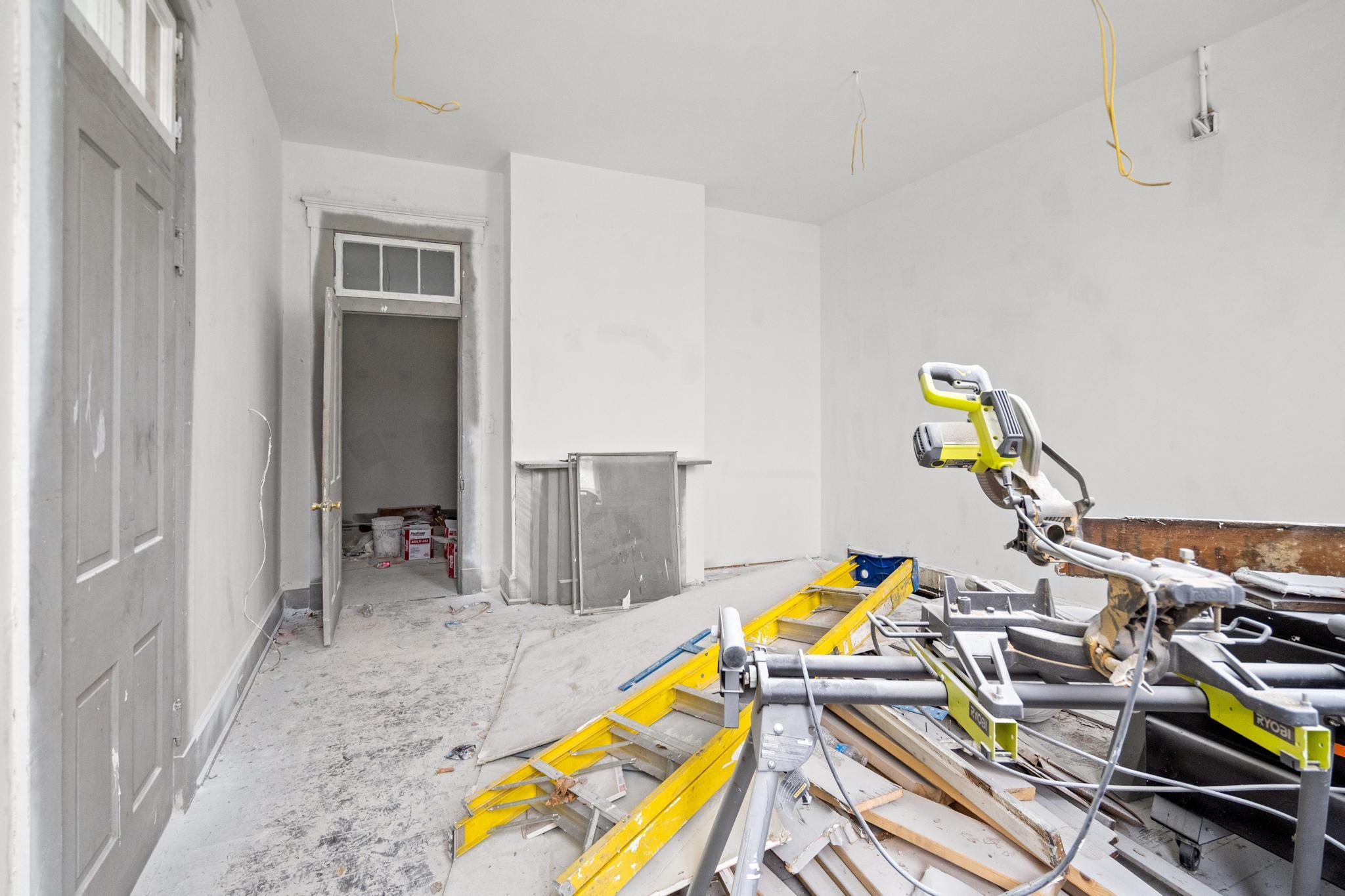 337 W 11th Street
