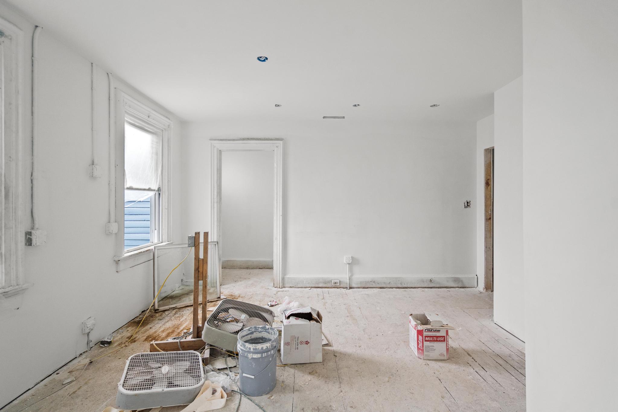 337 W 11th Street