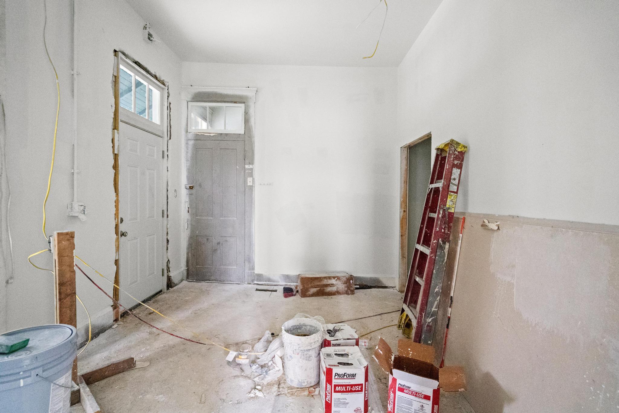 337 W 11th Street