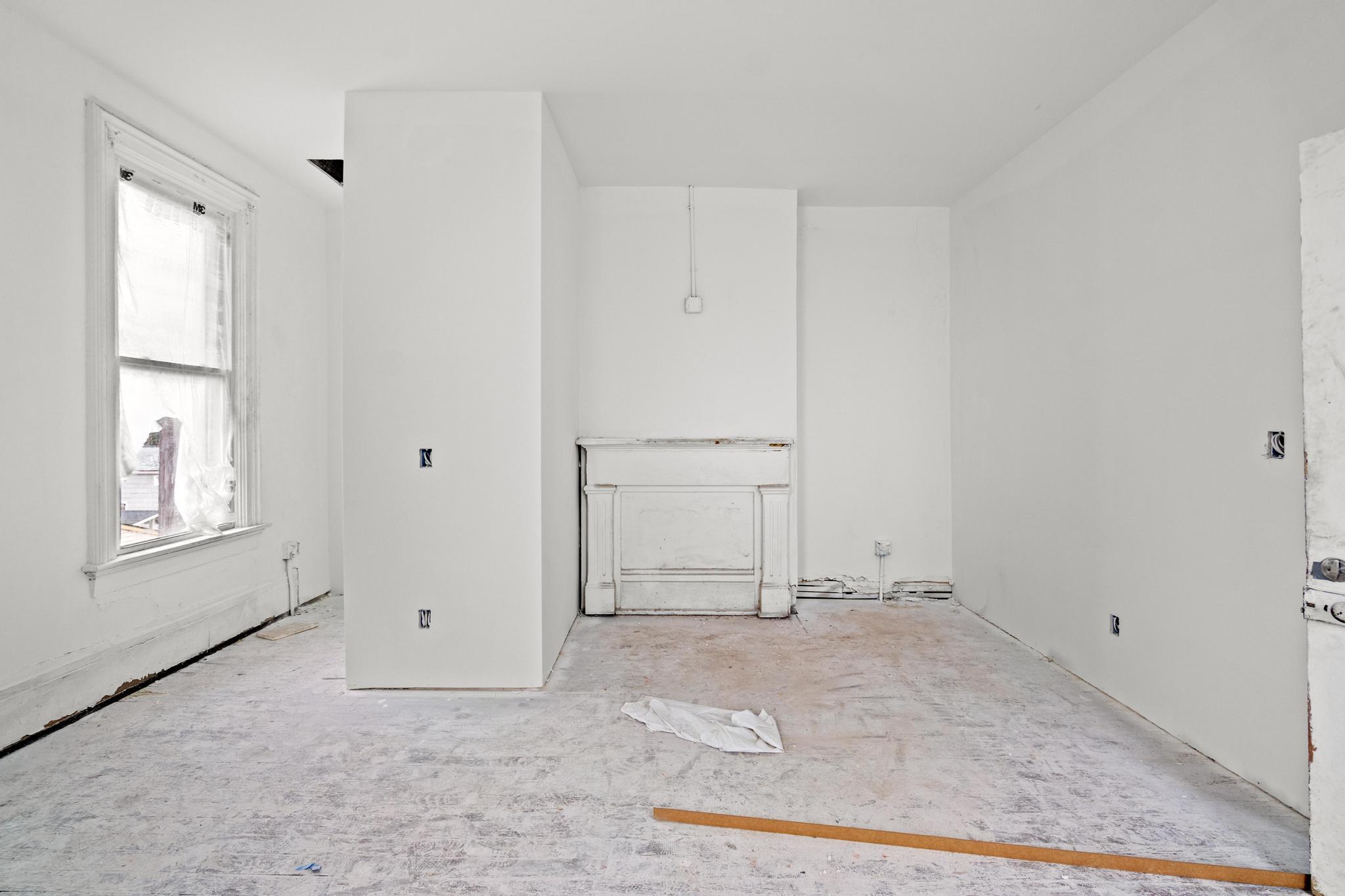 337 W 11th Street
