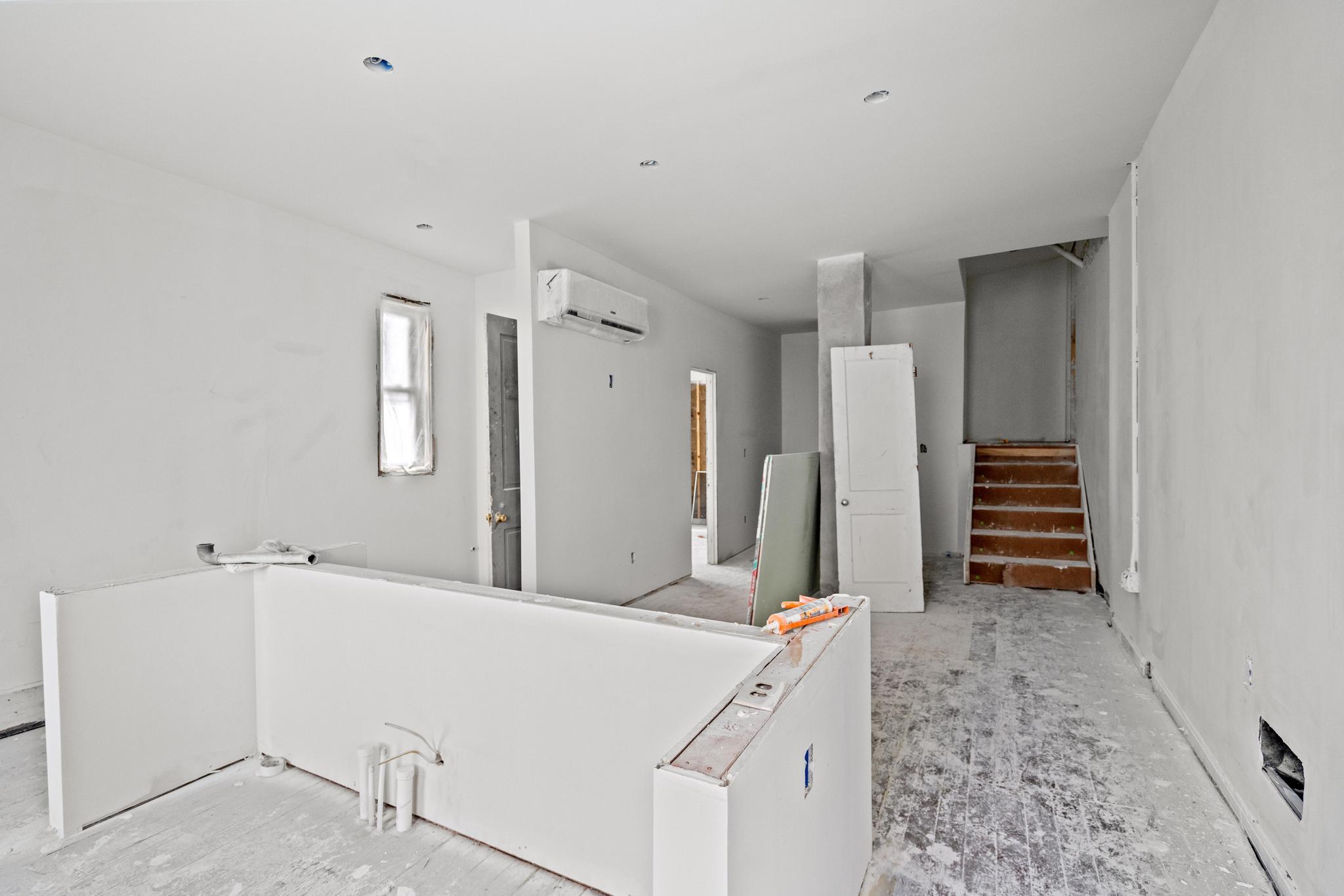 337 W 11th Street