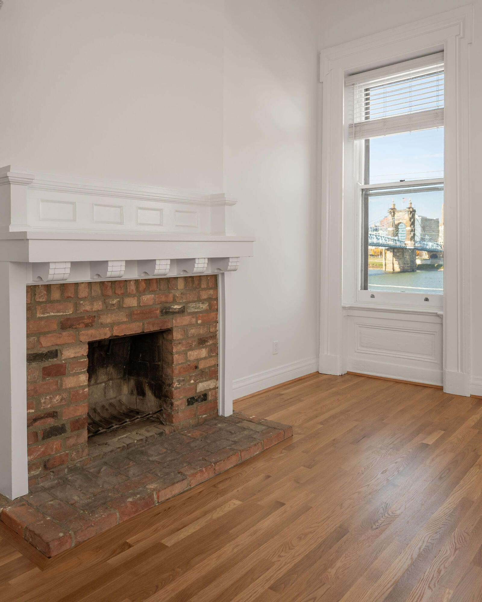 225 Riverside Drive, 2