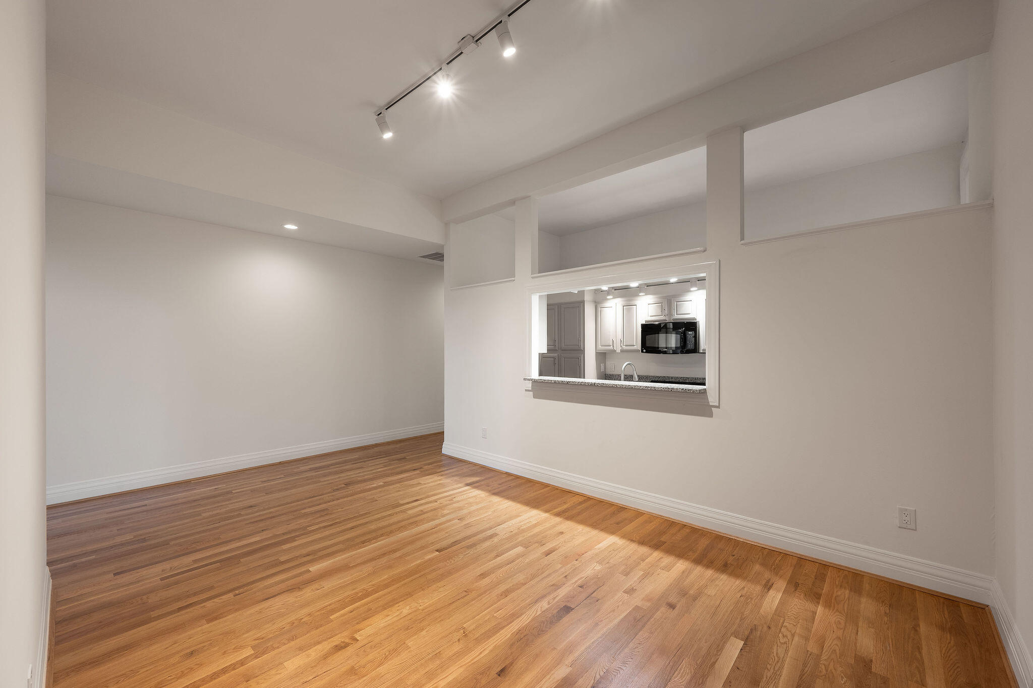 225 Riverside Drive, 2