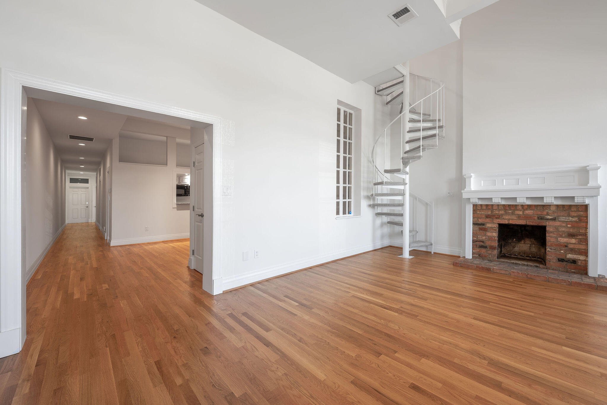 225 Riverside Drive, 2