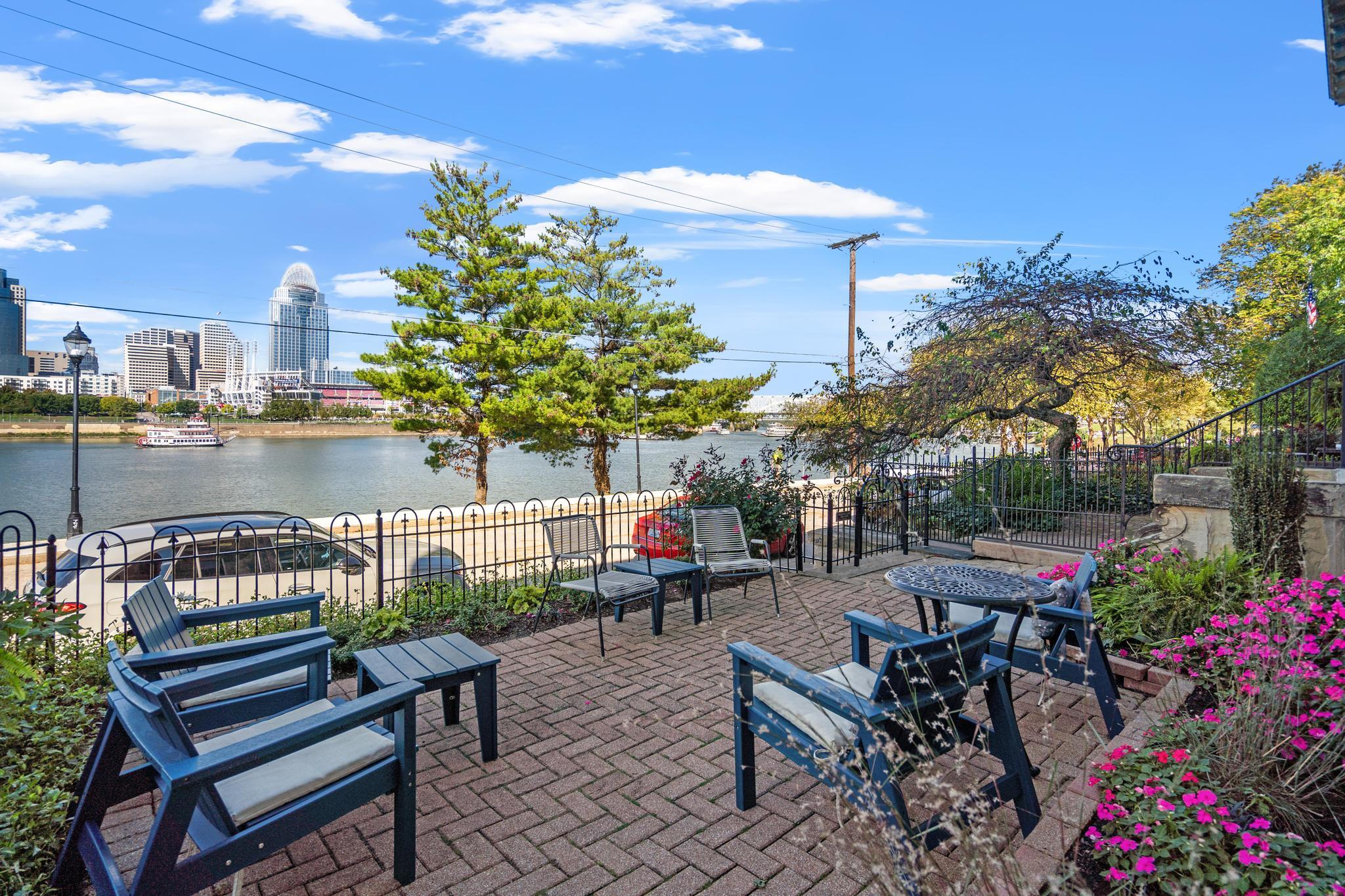 225 Riverside Drive, 1