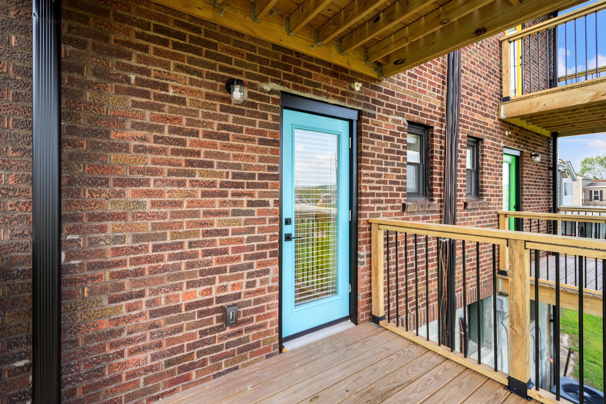 217 W 13th Street, 1B