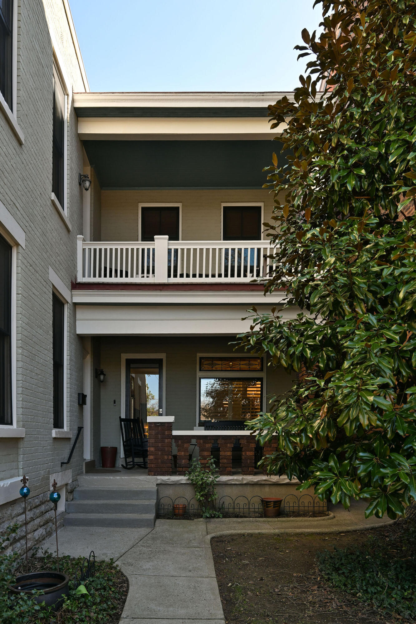 1118 Holman Avenue