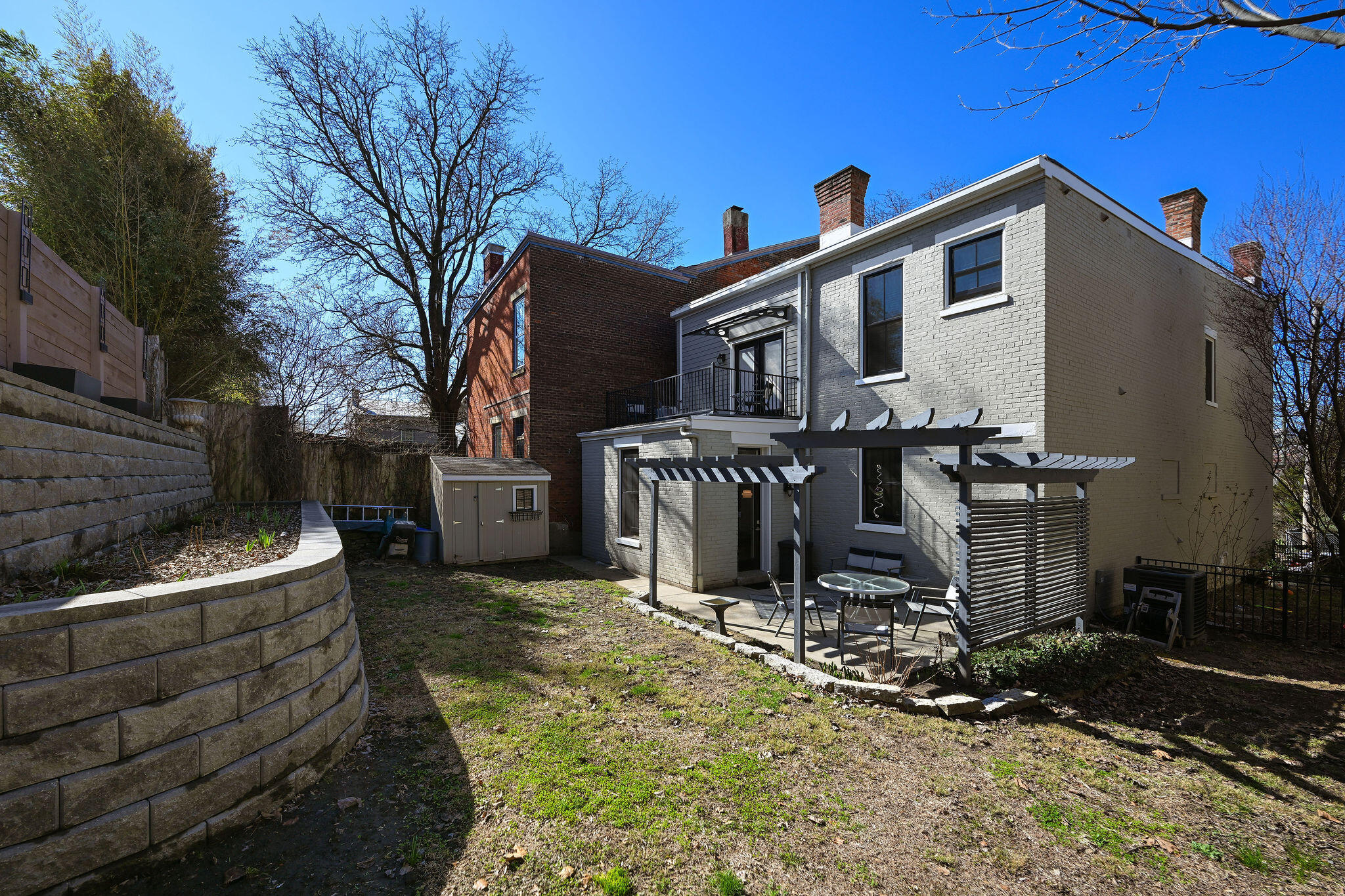1118 Holman Avenue