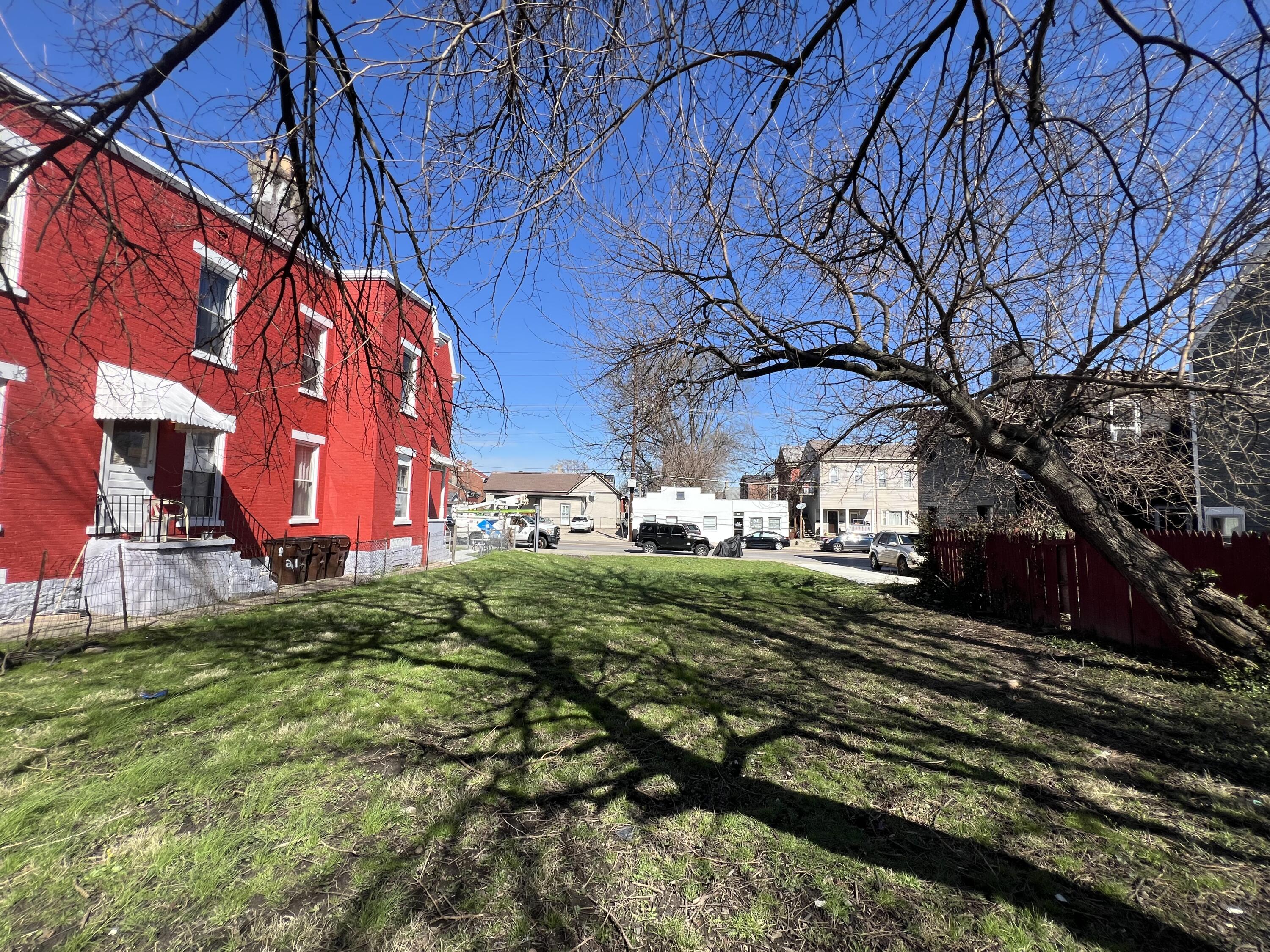 25 E 20th Street