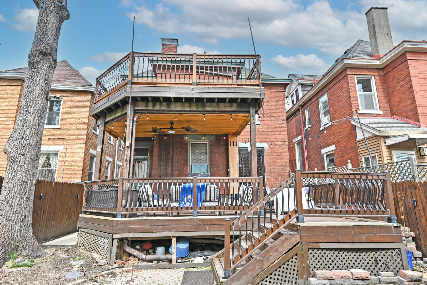 27 Wallace Avenue