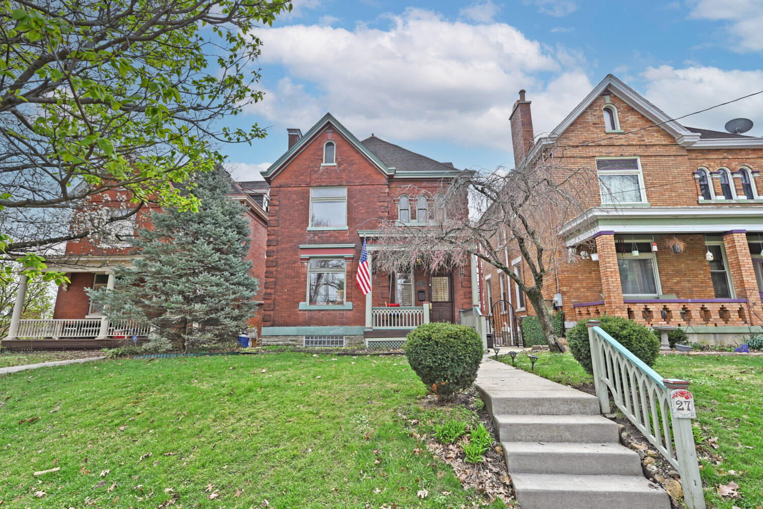 27 Wallace Avenue