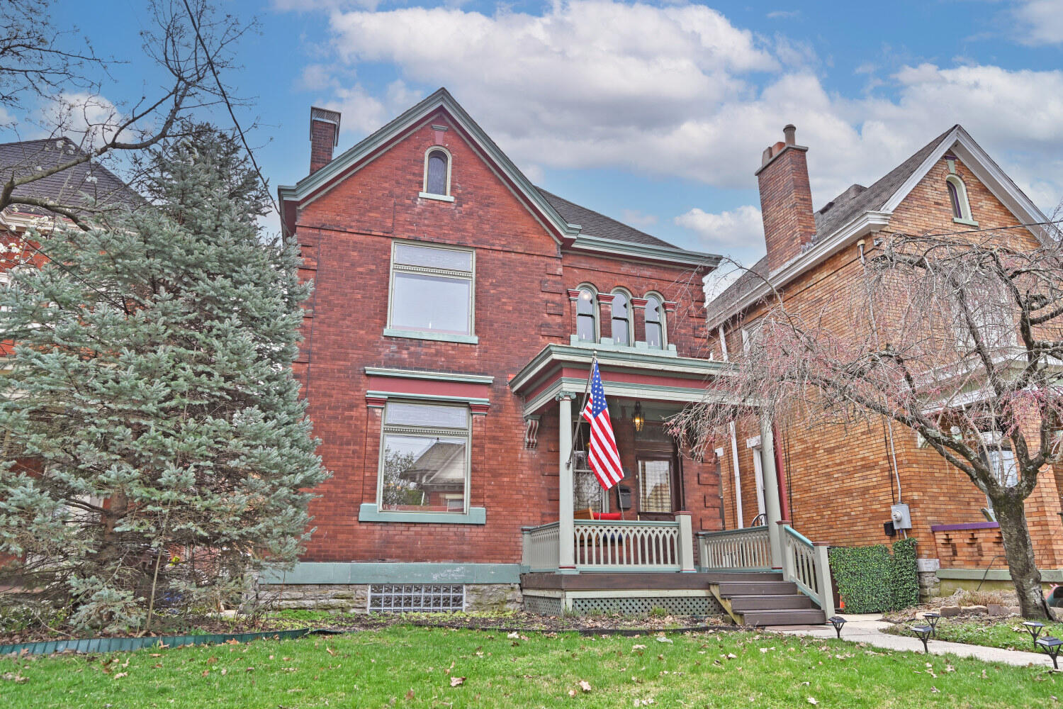 27 Wallace Avenue
