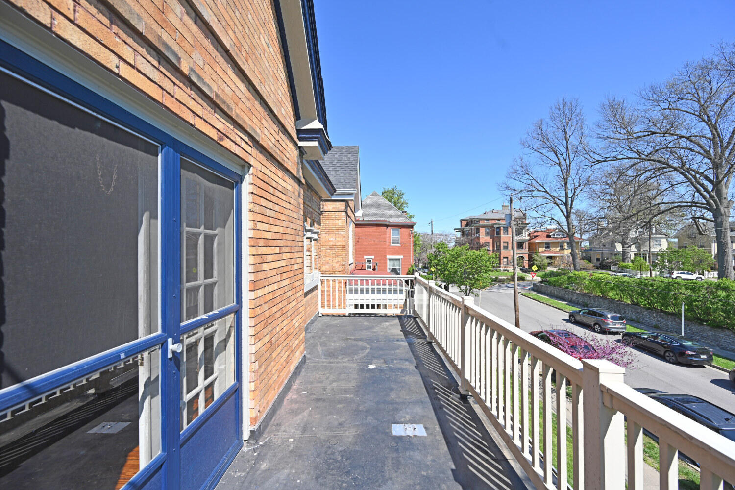 2207 Scott Street