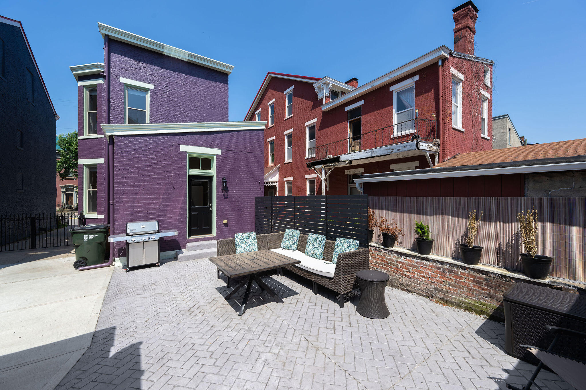 834 Main Street