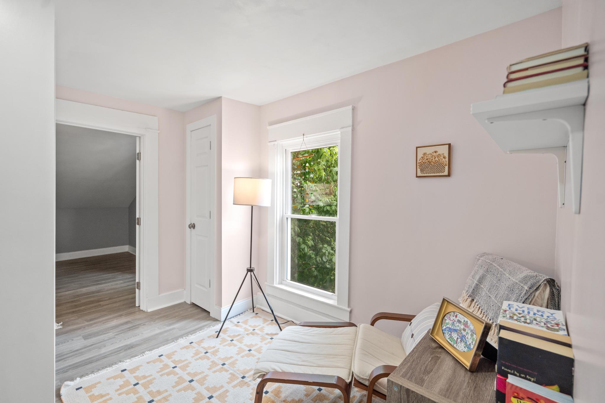 111 E 9th Street