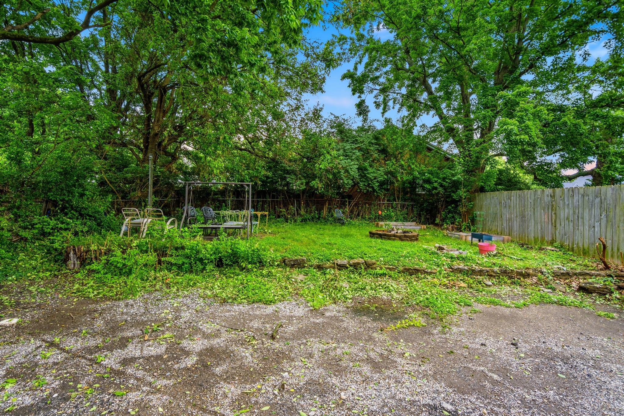 210 Kyles Lane